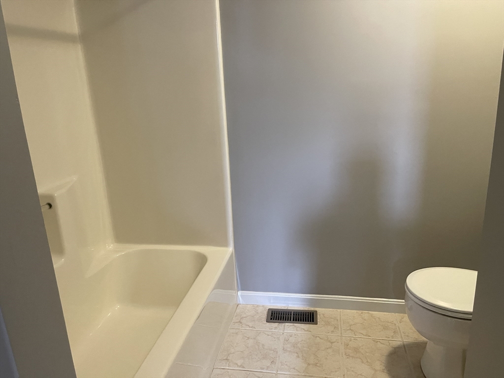 3 Fox Run Road, Unit 3 Blackstone, MA 01504 - Photo 13 of 24 Gallery Image 13