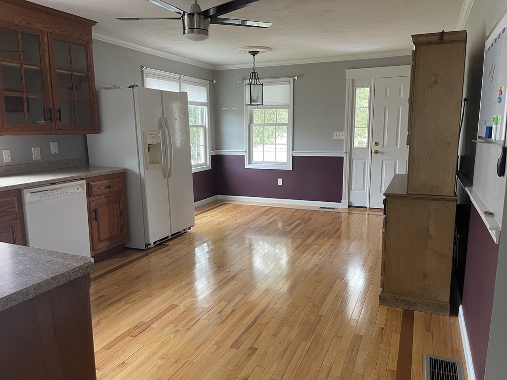 3 Fox Run Road, Unit 3 Blackstone, MA 01504 - Photo 5 of 24 Gallery Image 5