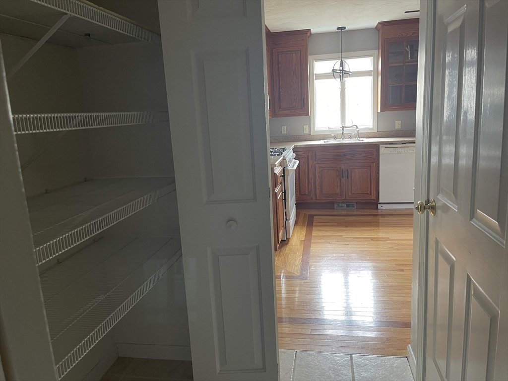 3 Fox Run Road, Unit 3 Blackstone, MA 01504 - Photo 6 of 24 Gallery Image 6