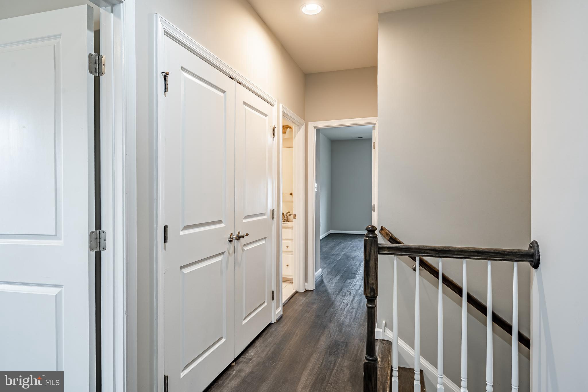 112 Patriots Path Malvern, PA 19355 - Photo 21 of 38 3rd floor hall
