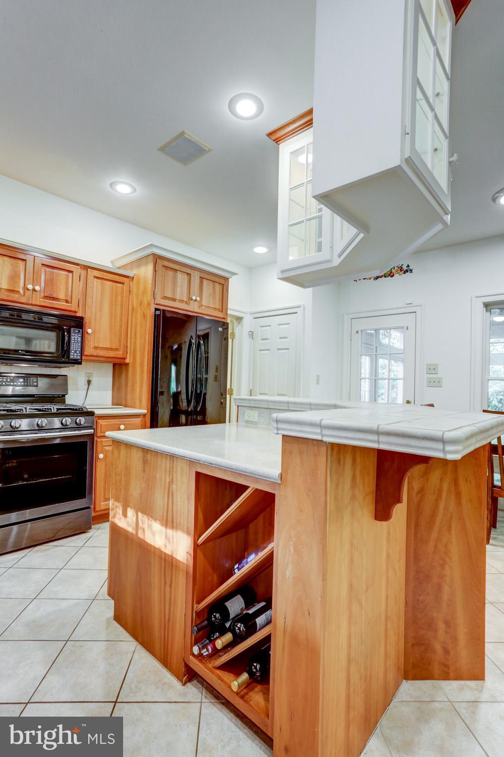517 Laurel Avenue Lititz, PA 17543 - Photo 12 of 70 Gallery Image 12