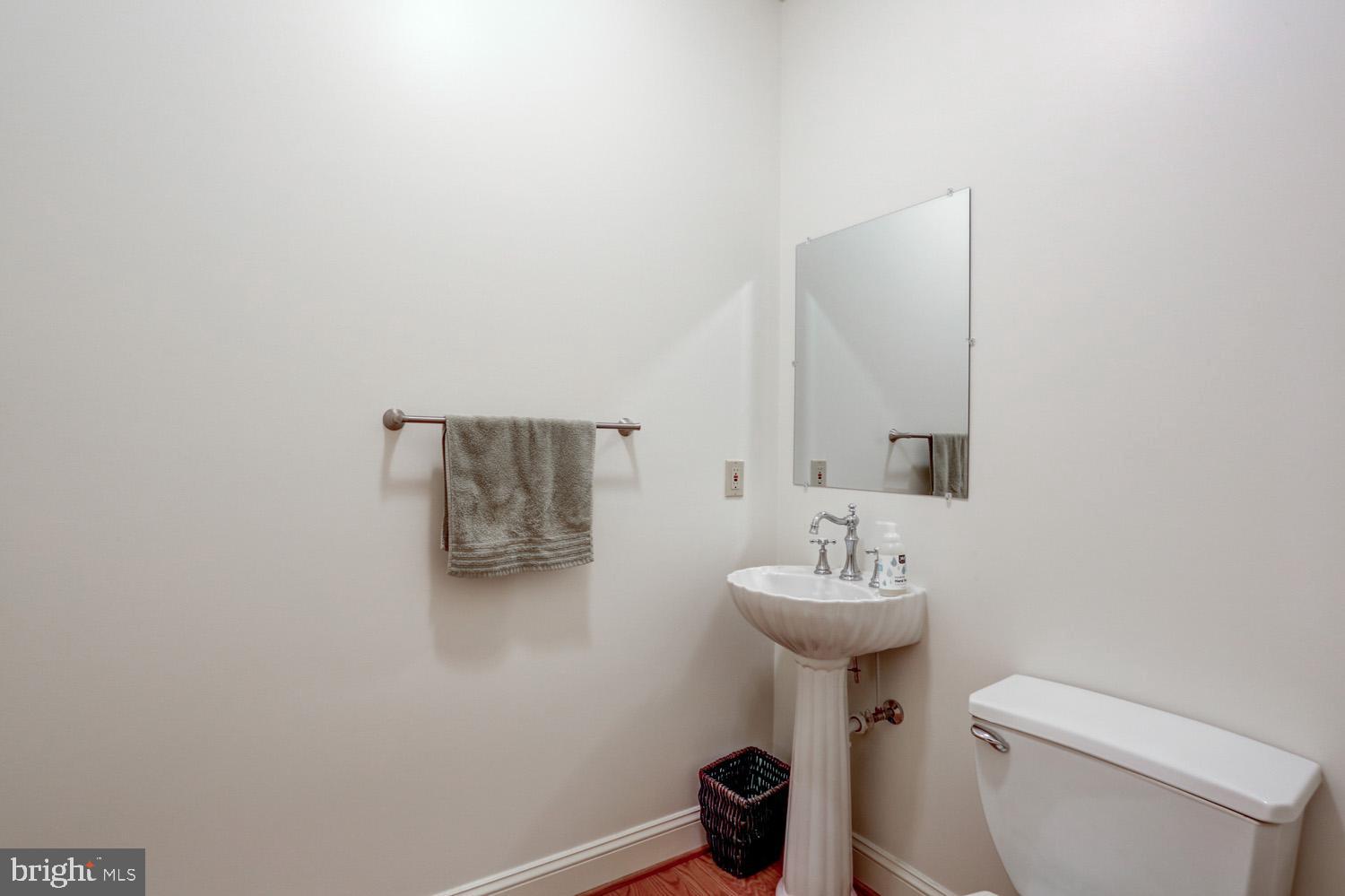 517 Laurel Avenue Lititz, PA 17543 - Photo 33 of 70 1/2 bath