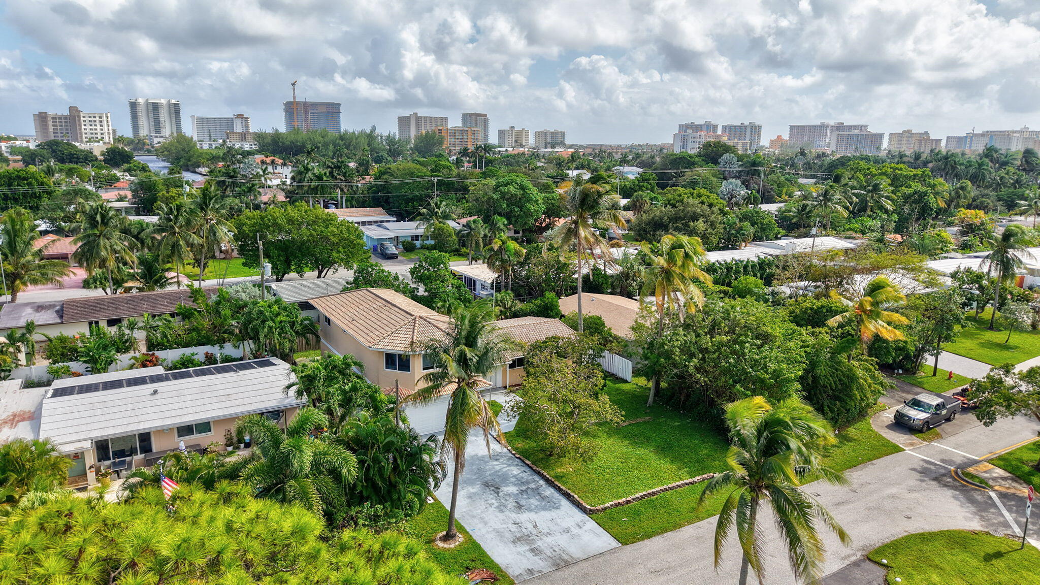 1300 Northeast 26th Avenue Pompano Beach, FL 33062 - Photo 19 of 68 54-web-or-mls-DJI_20241030132045_0473_D_