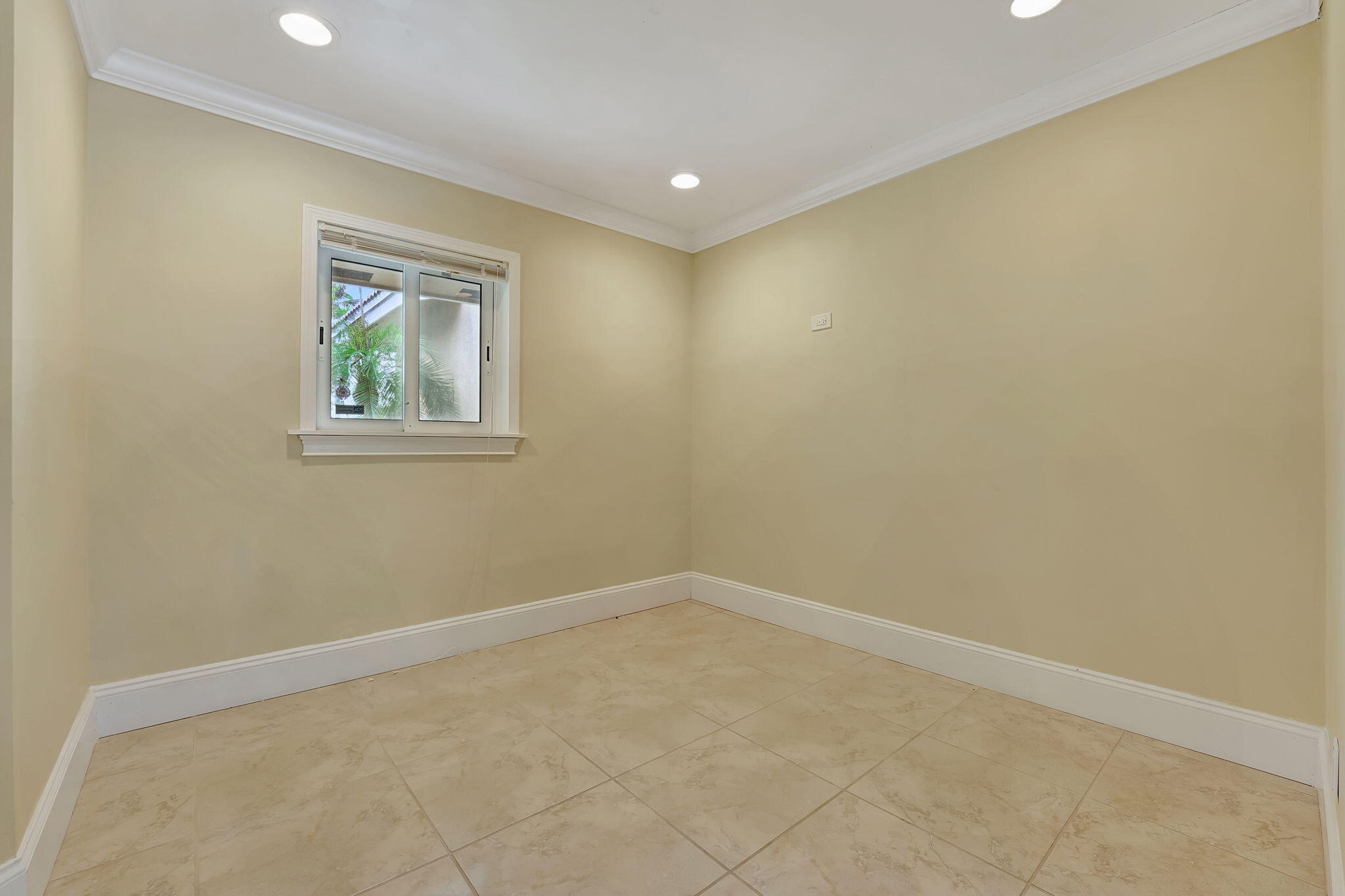 1300 Northeast 26th Avenue Pompano Beach, FL 33062 - Photo 54 of 68 22-web-or-mls-DSC08428