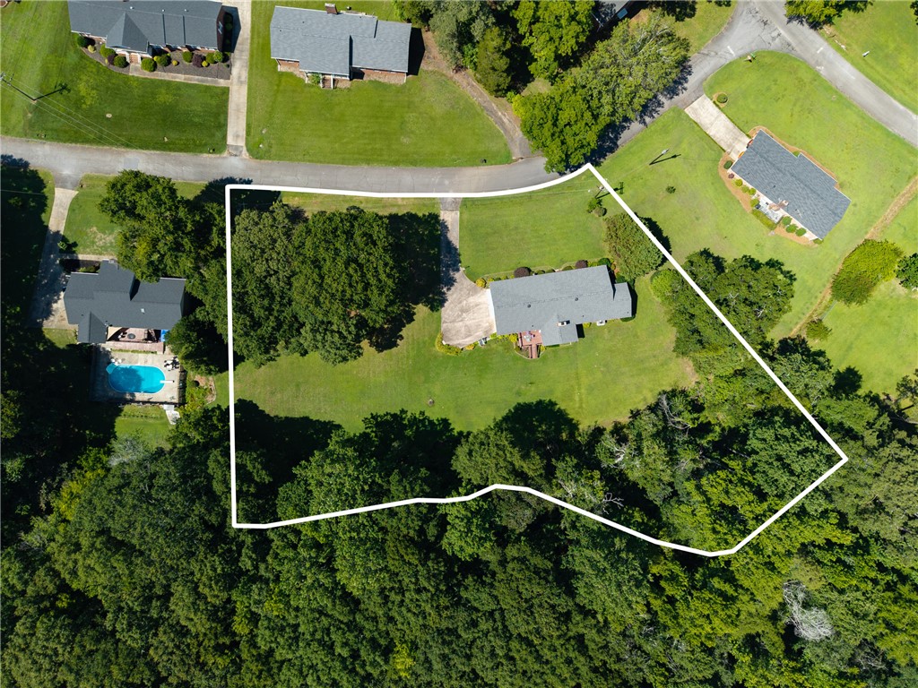 706 Pinewood Drive Pendleton, SC 29670 - Photo 32 of 35