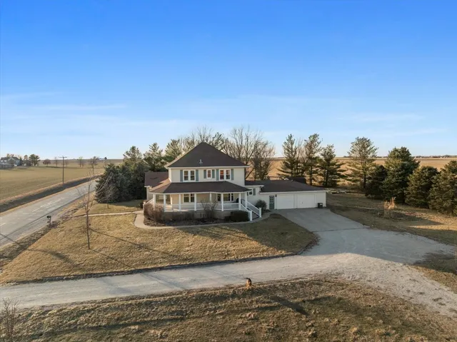 $375,000 | 26947 East 1200 N Road, Forrest, IL 61741