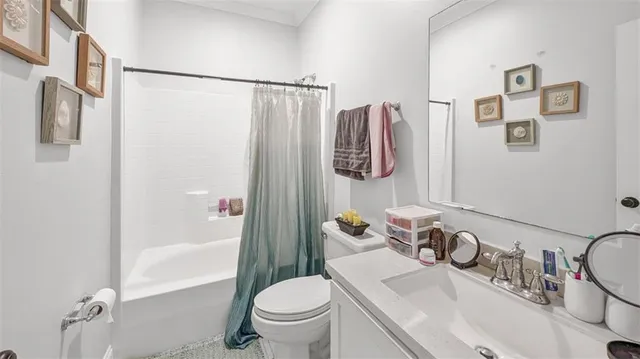 $310,000 | 2735 Village Court, Marrero, LA 70072