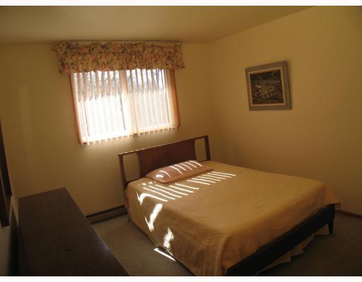 259 West Newton Road Elizabeth, PA 15037 - Photo 8 of 17 Master Bedroom.