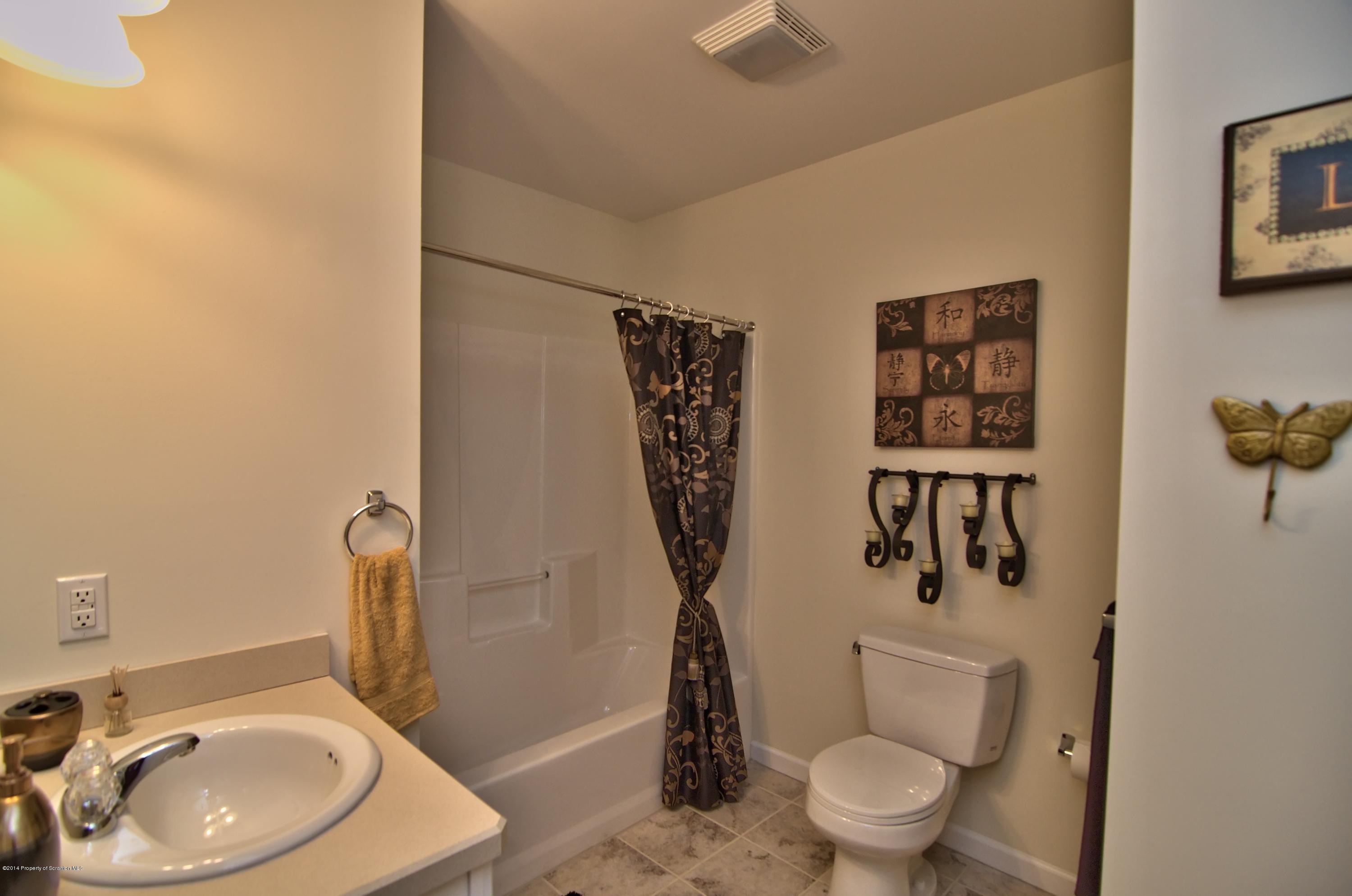 105 Wyndham Road Clarks Summit, PA 18411 - Photo 20 of 22 Gallery Image 20