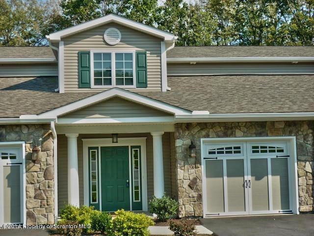 105 Wyndham Road Clarks Summit, PA 18411 - Photo 2 of 22 Gallery Image 2