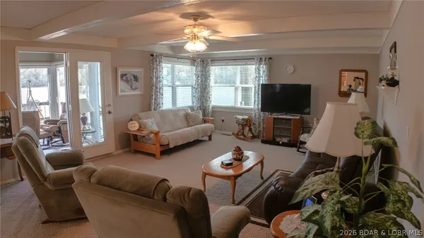 $659,900 | 174 Chipmunk Drive, Edwards, MO 65326