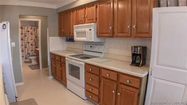 $659,900 | 174 Chipmunk Drive, Edwards, MO 65326