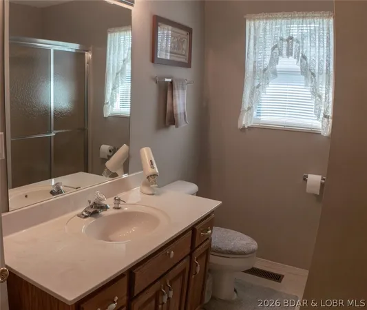 $659,900 | 174 Chipmunk Drive, Edwards, MO 65326