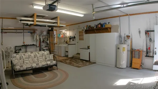 $659,900 | 174 Chipmunk Drive, Edwards, MO 65326