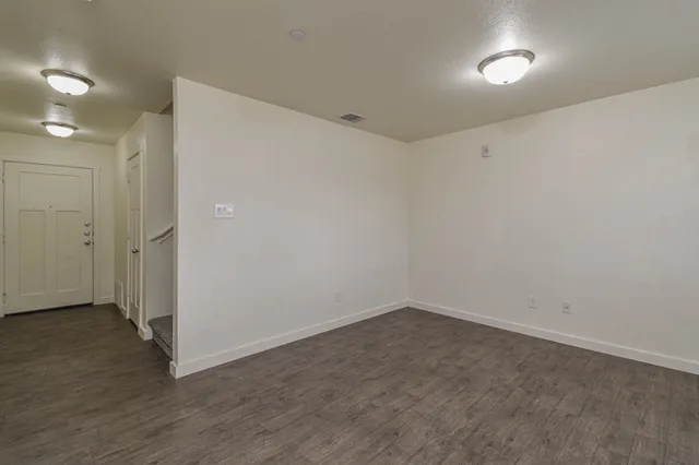 $1,599 | 21155 Gosling Road, Unit 13C, Spring, TX 77388