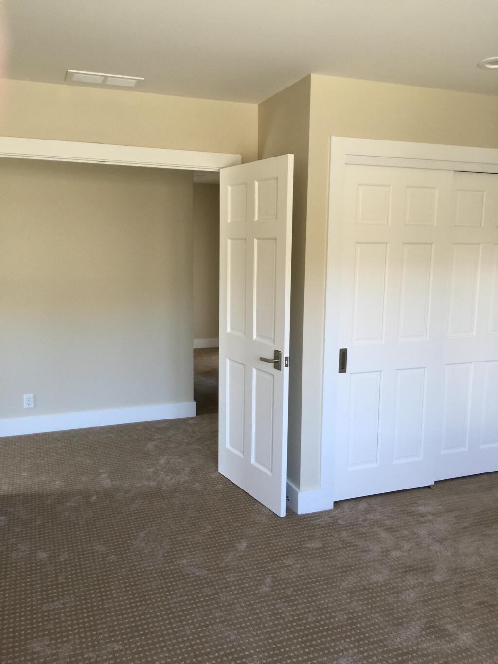 823 Buttercup Road Blaine County, ID 83333 - Photo 16 of 29 Upstairs seating room