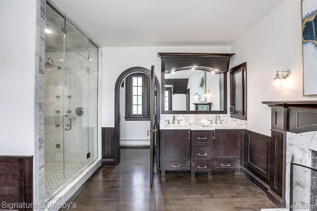 110 Cloverly Road Grosse Pointe Farms, MI 48236 - Photo 31 of 58