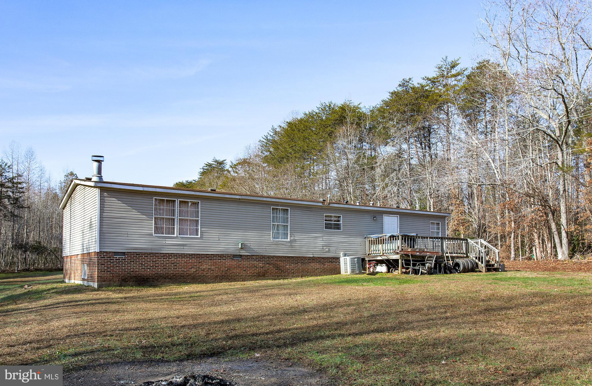 914 Buckner Road Bumpass, VA 23024 - Photo 7 of 17