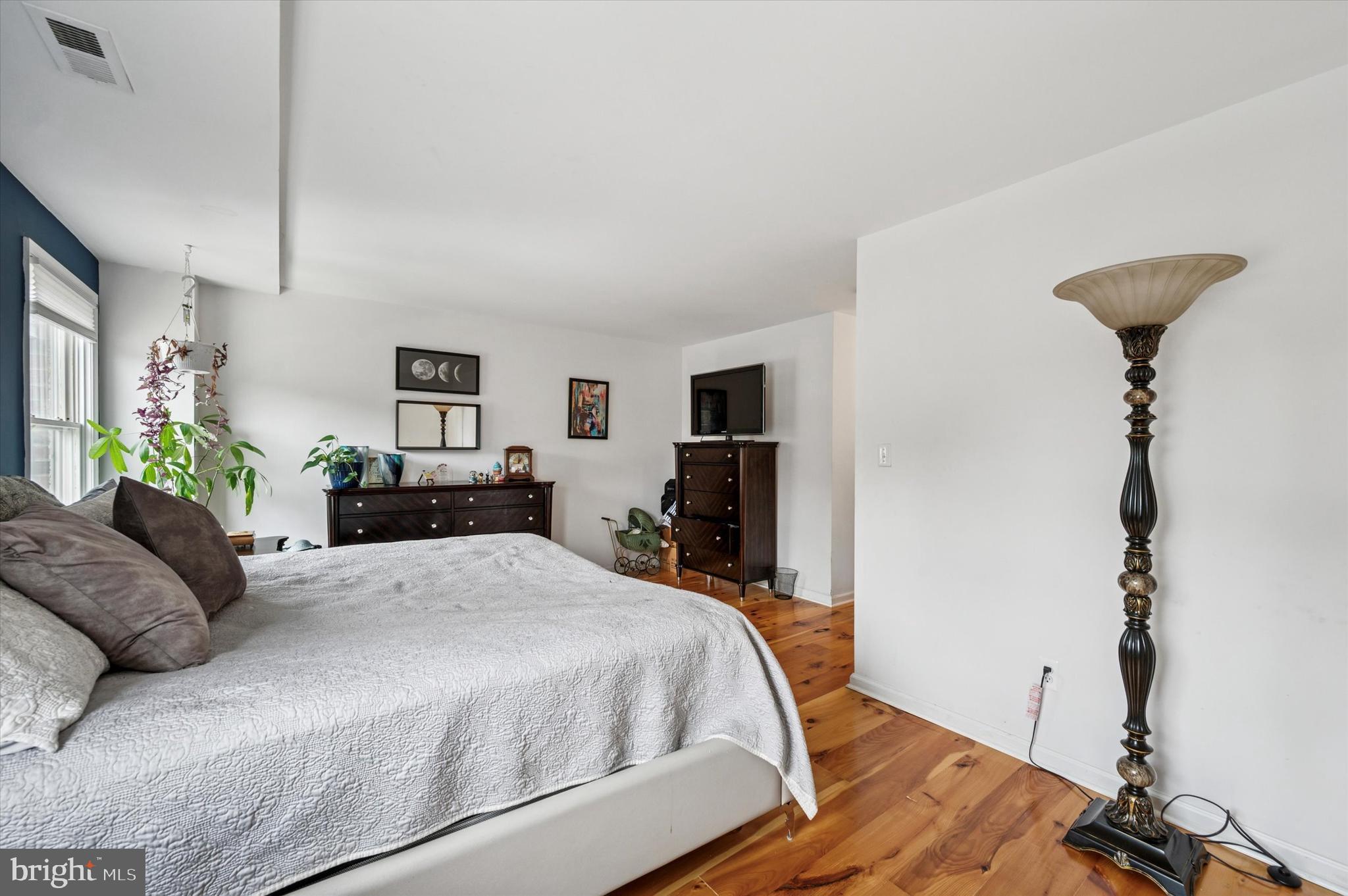 41 Alexander Avenue Merchantville, NJ 08109 - Photo 15 of 26 Master Bedroom