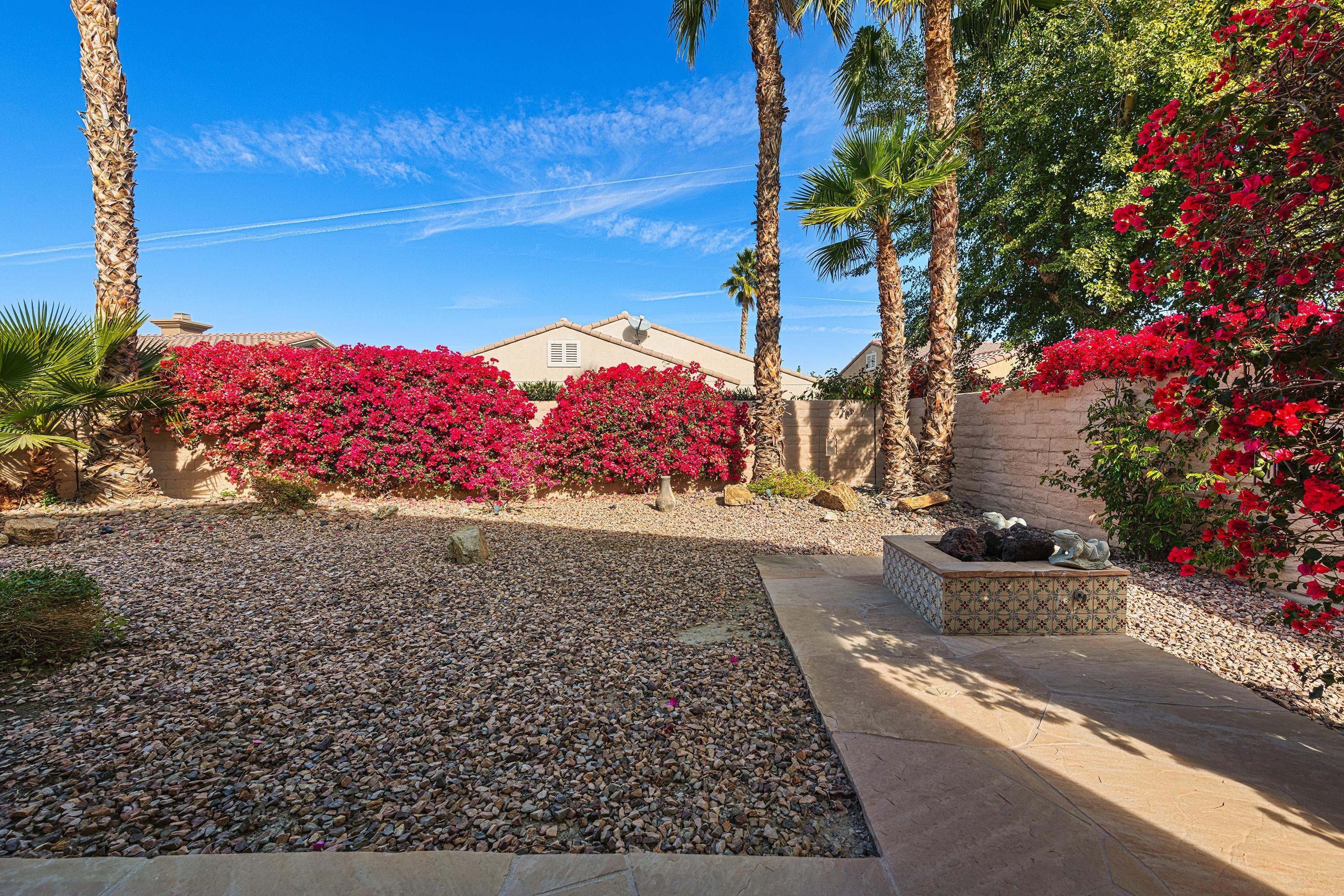 81664 Avenida Contento Indio, CA 92203 - Photo 13 of 38 1507