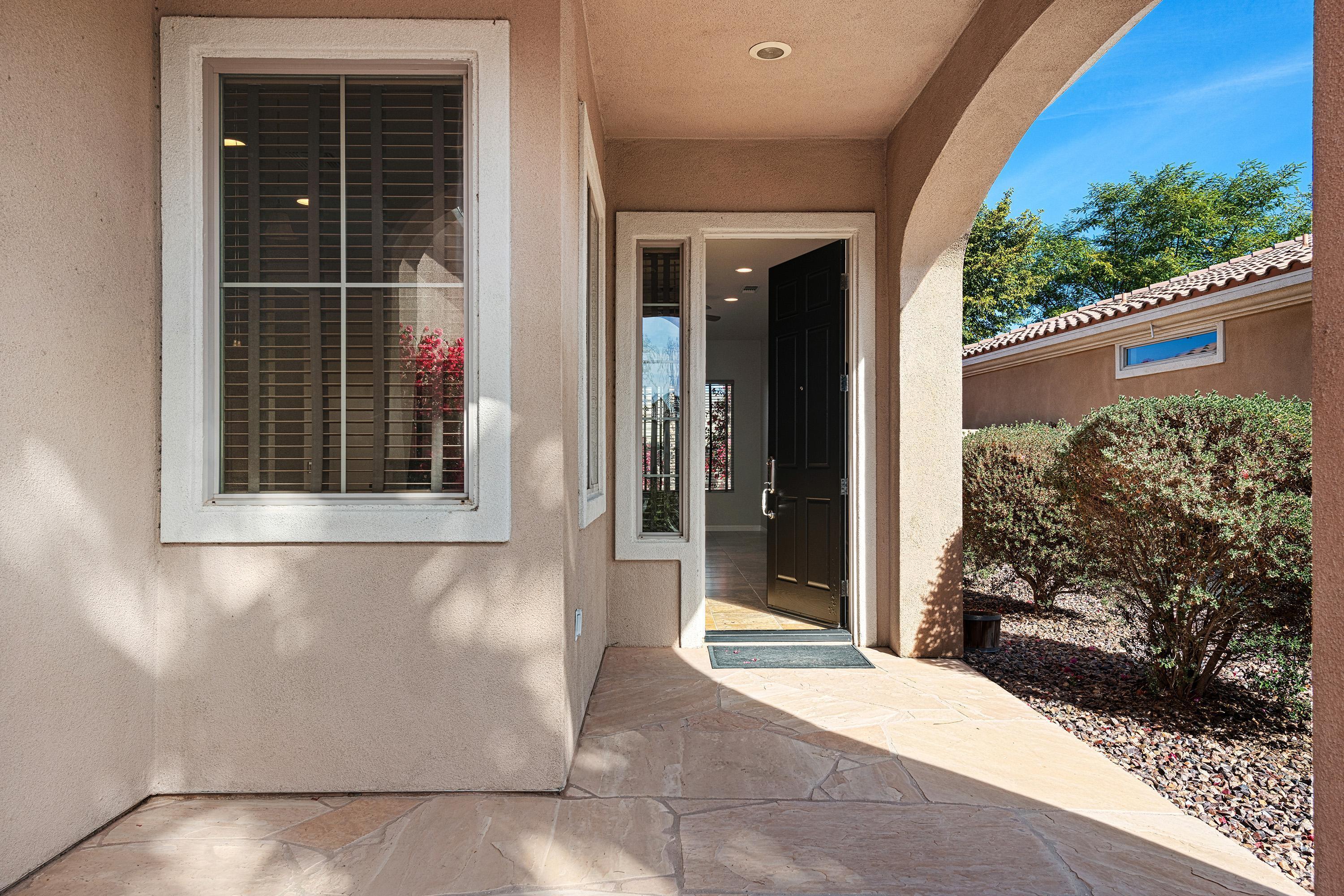 81664 Avenida Contento Indio, CA 92203 - Photo 3 of 38 0506