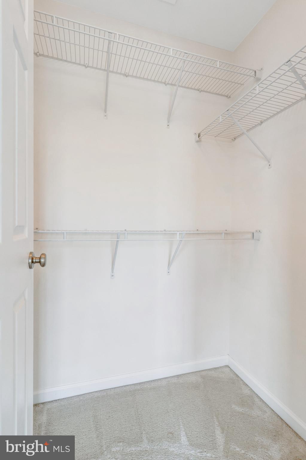 25103 Gunnery Square Chantilly, VA 20152 - Photo 30 of 54