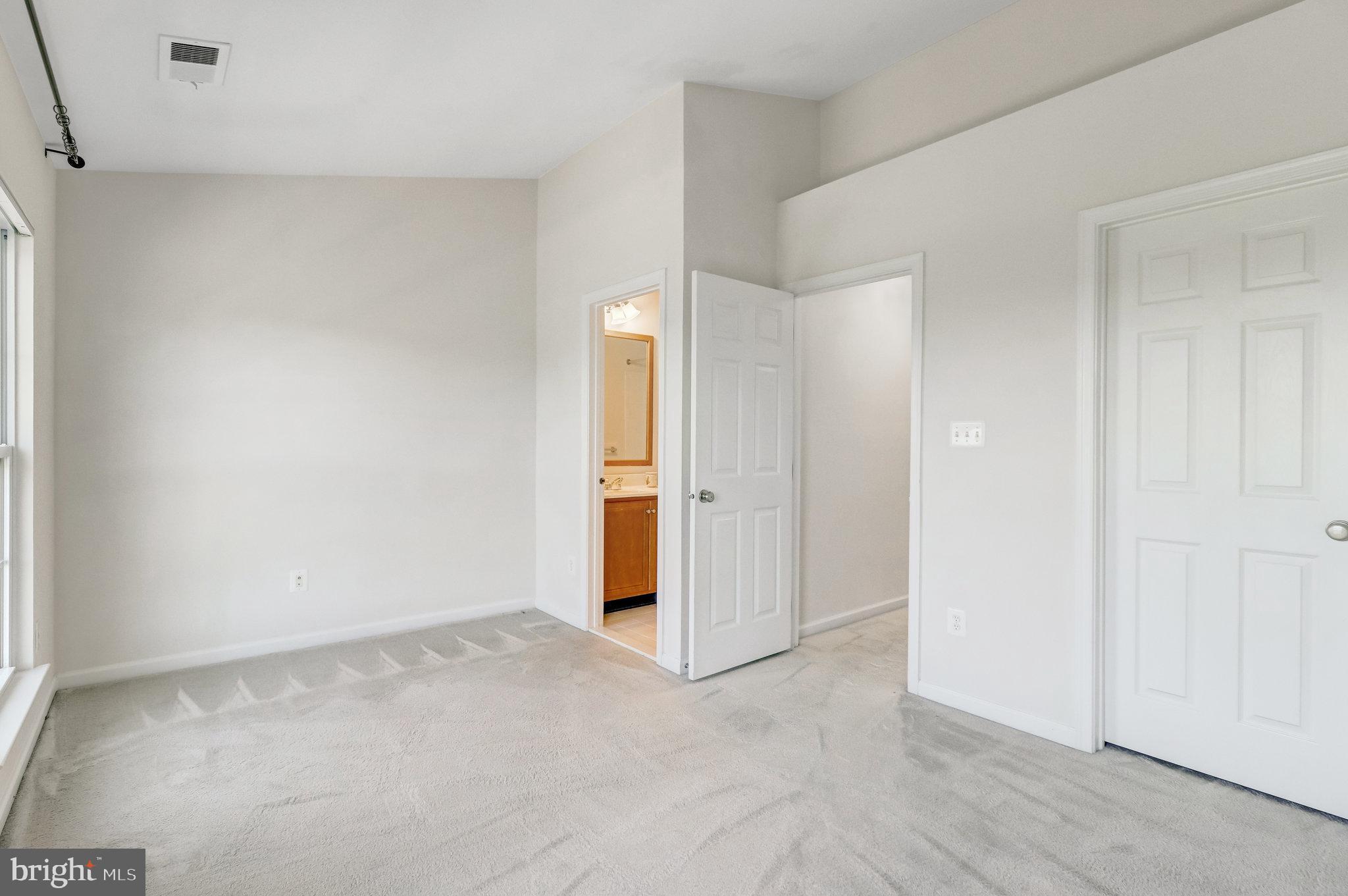 25103 Gunnery Square Chantilly, VA 20152 - Photo 33 of 54