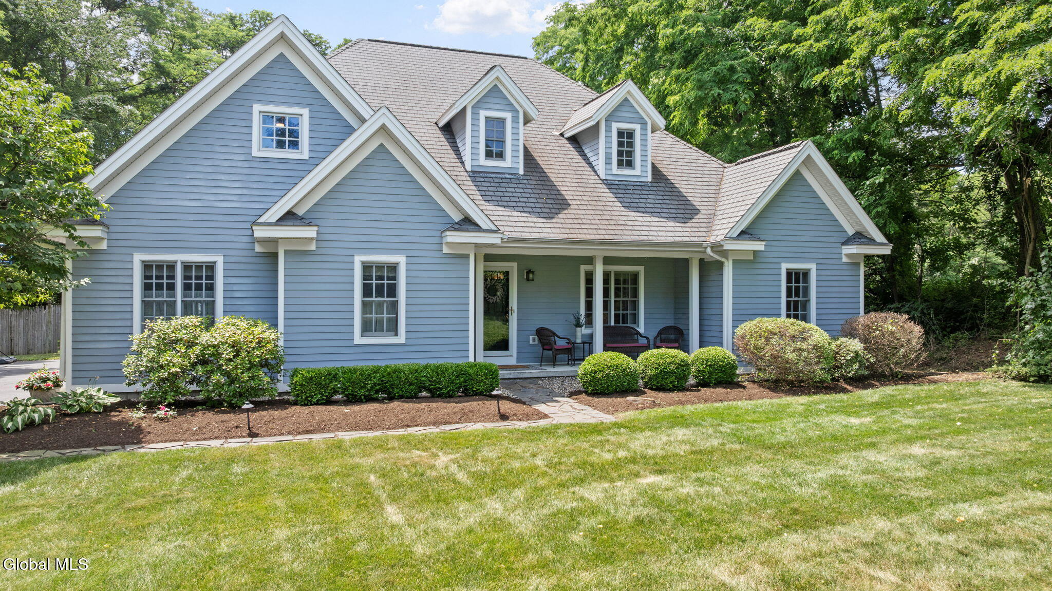 3480 East Lydius Street Schenectady, NY 12303 - Photo 2 of 54 82-web-or-mls-3480-e-lydius-st