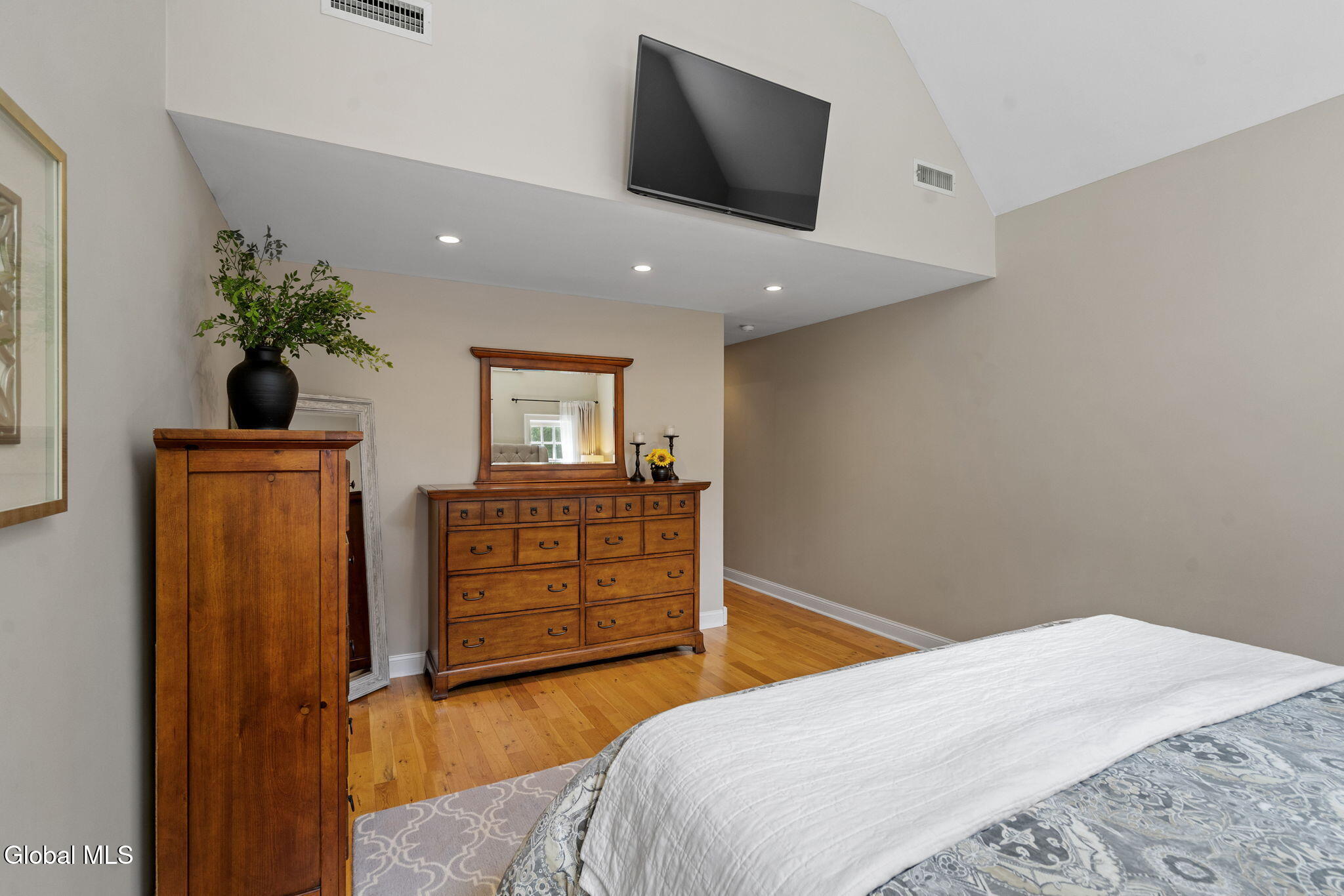 3480 East Lydius Street Schenectady, NY 12303 - Photo 24 of 54 52-web-or-mls-3480-e-lydius-st