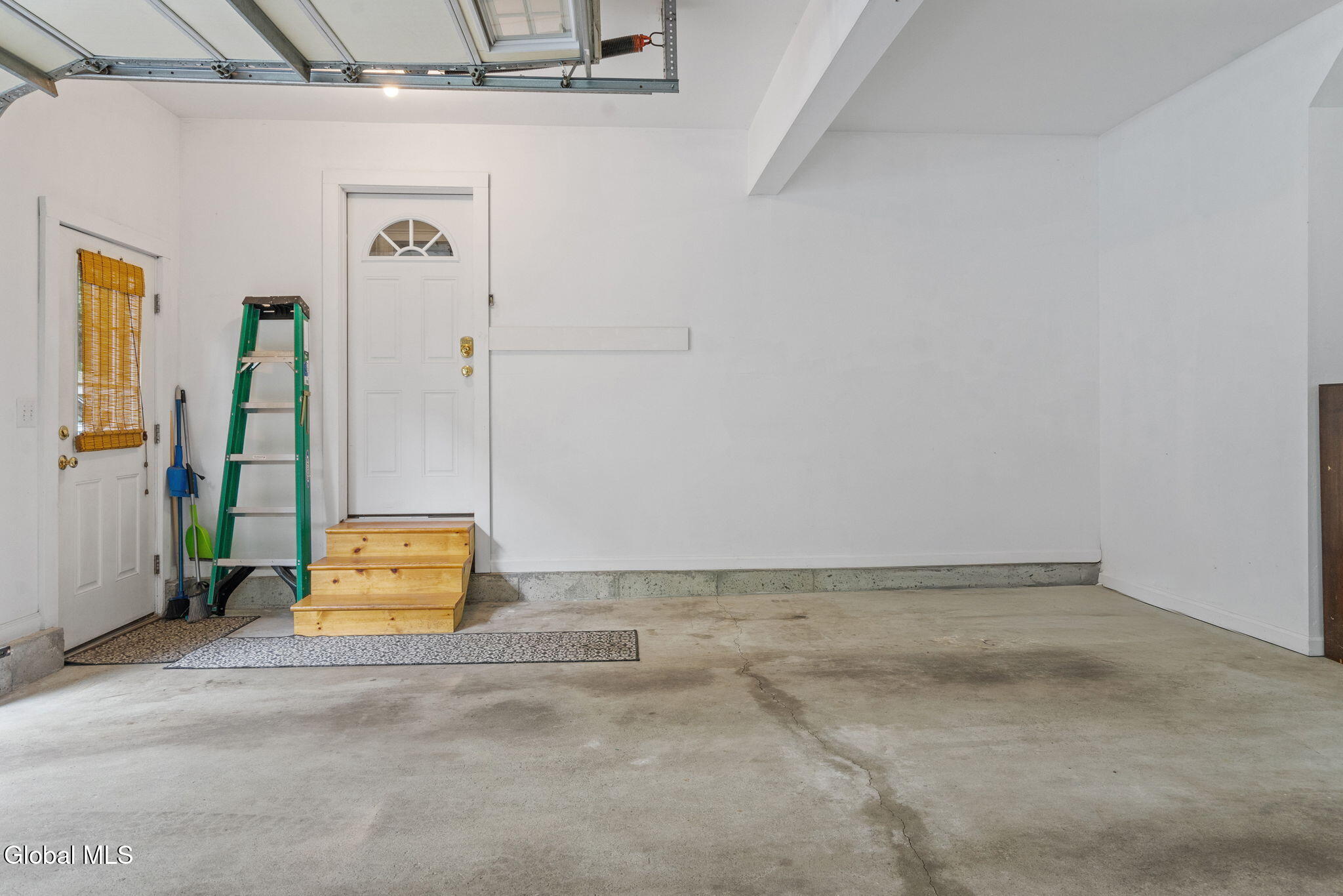 3480 East Lydius Street Schenectady, NY 12303 - Photo 43 of 54 97-web-or-mls-3480-e-lydius-st