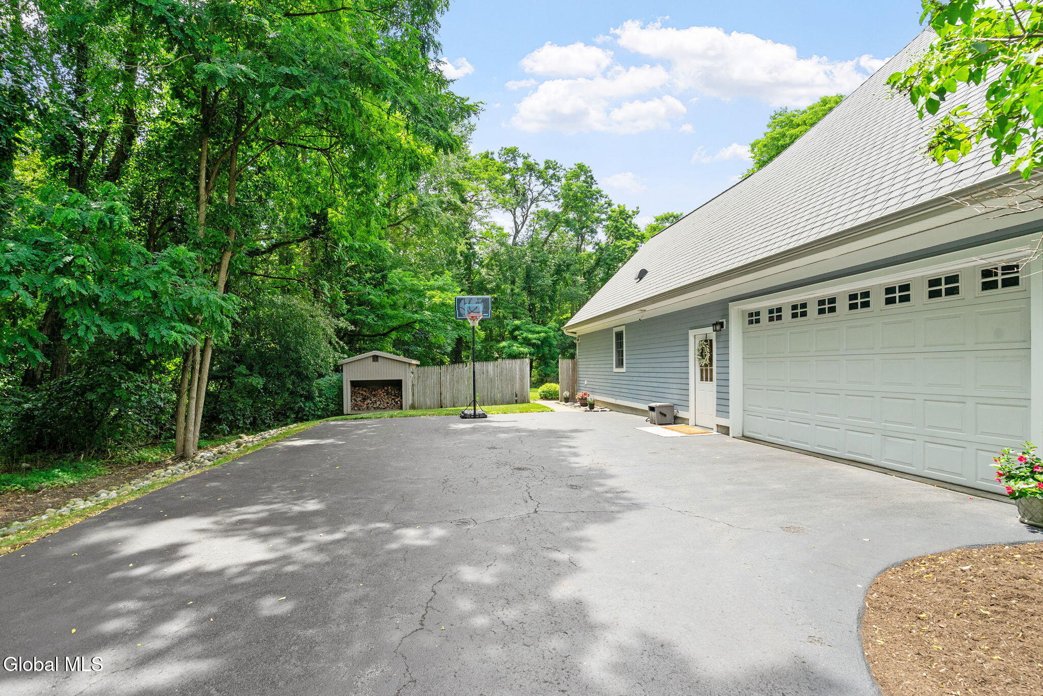 3480 East Lydius Street Schenectady, NY 12303 - Photo 45 of 54 6-web-or-mls-3480-e-lydius-st