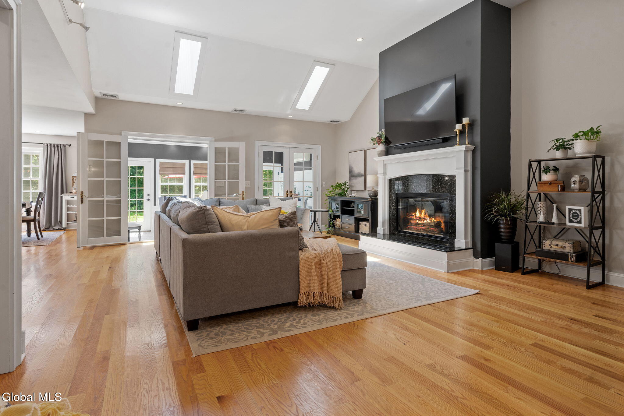 3480 East Lydius Street Schenectady, NY 12303 - Photo 6 of 54 22-web-or-mls-3480-e-lydius-st