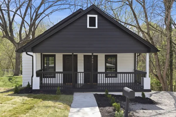$225,000 | 206 Winding Way, McMinnville, TN 37110