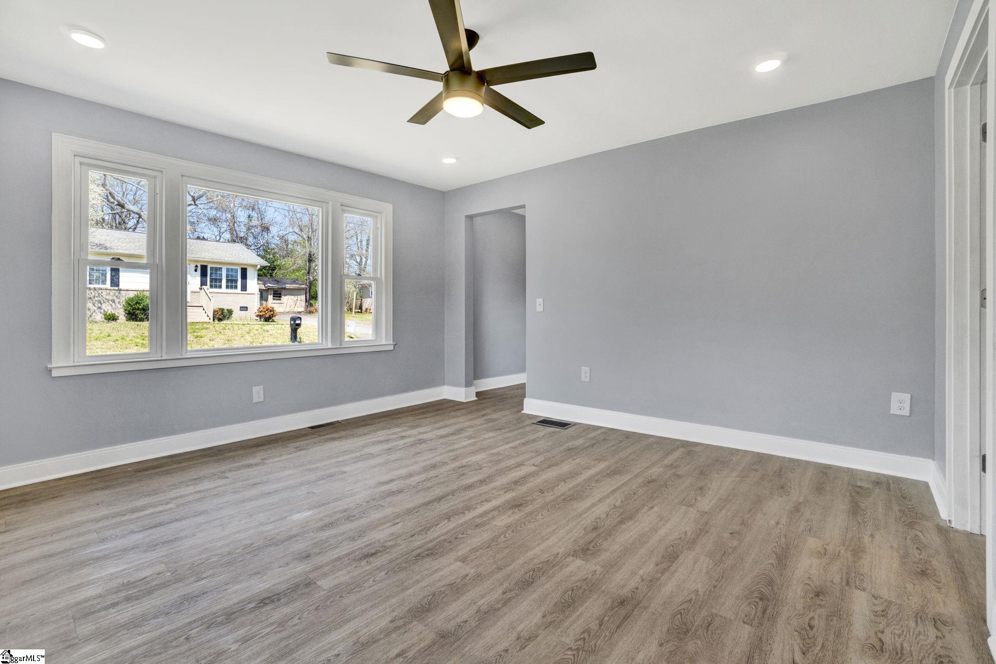 101 Mark Street Easley, SC 29640 - Photo 13 of 46