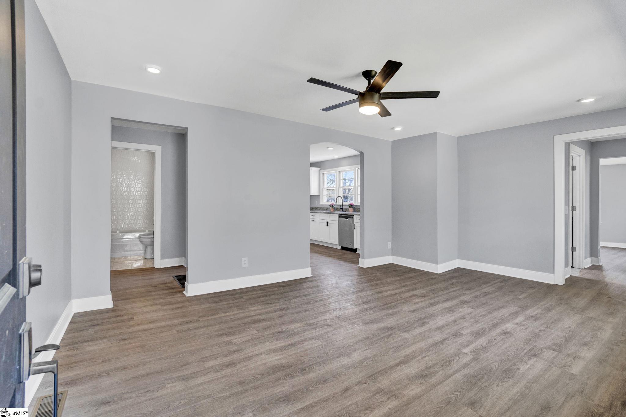 101 Mark Street Easley, SC 29640 - Photo 15 of 46