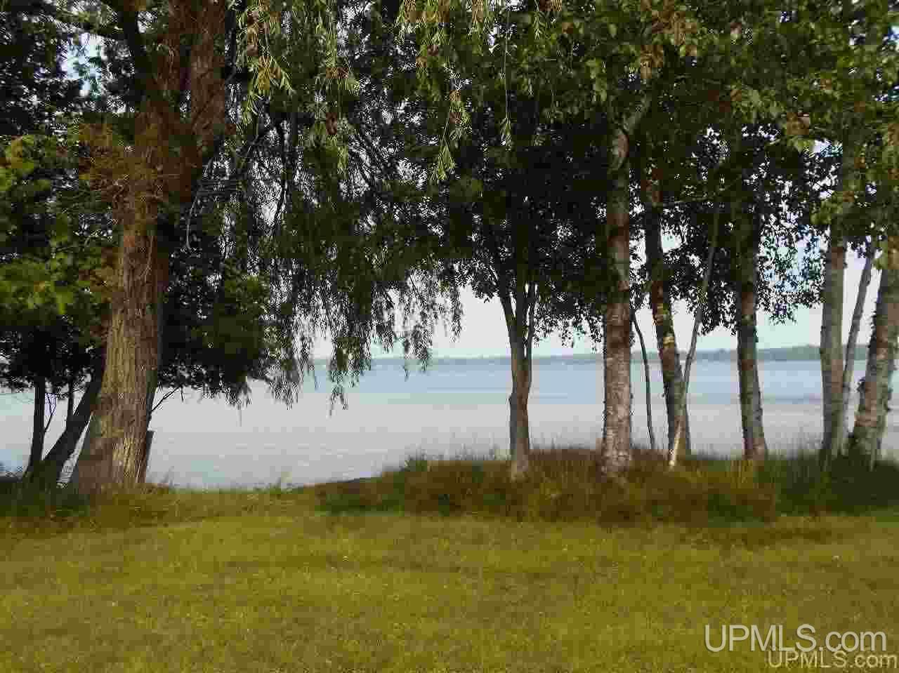 628 N West Gulliver Lake Road Gulliver, MI 49840 - Photo 2 of 27