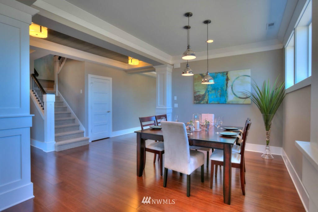2004 Northeast 12th Street Renton, WA 98056 - Photo 7 of 24