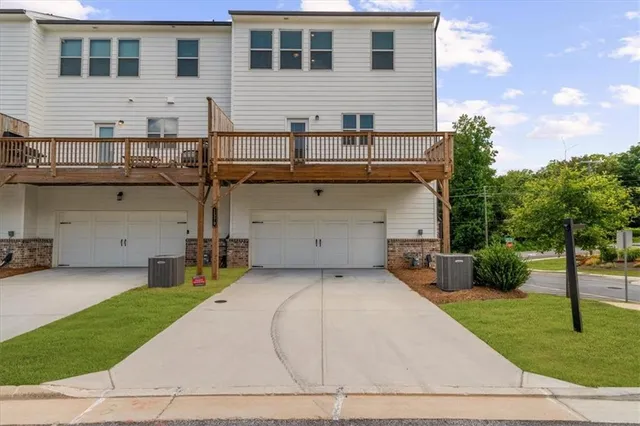 $405,000 | 1570 Halbrook Place Southwest, Marietta, GA 30008