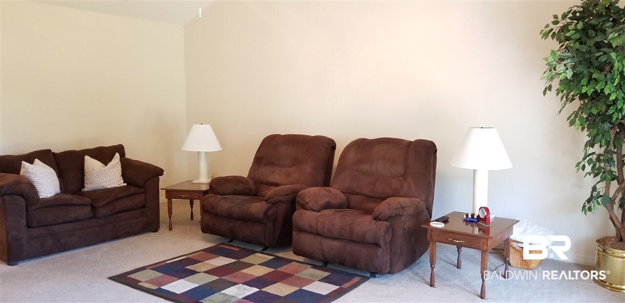 20086 Pecan Trace Fairhope, AL 36532 - Photo 6 of 44 Living Room