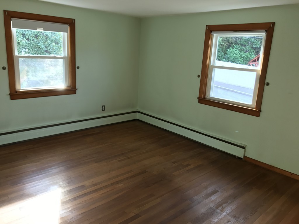 9 Preston Road Salem, MA 01970 - Photo 12 of 19