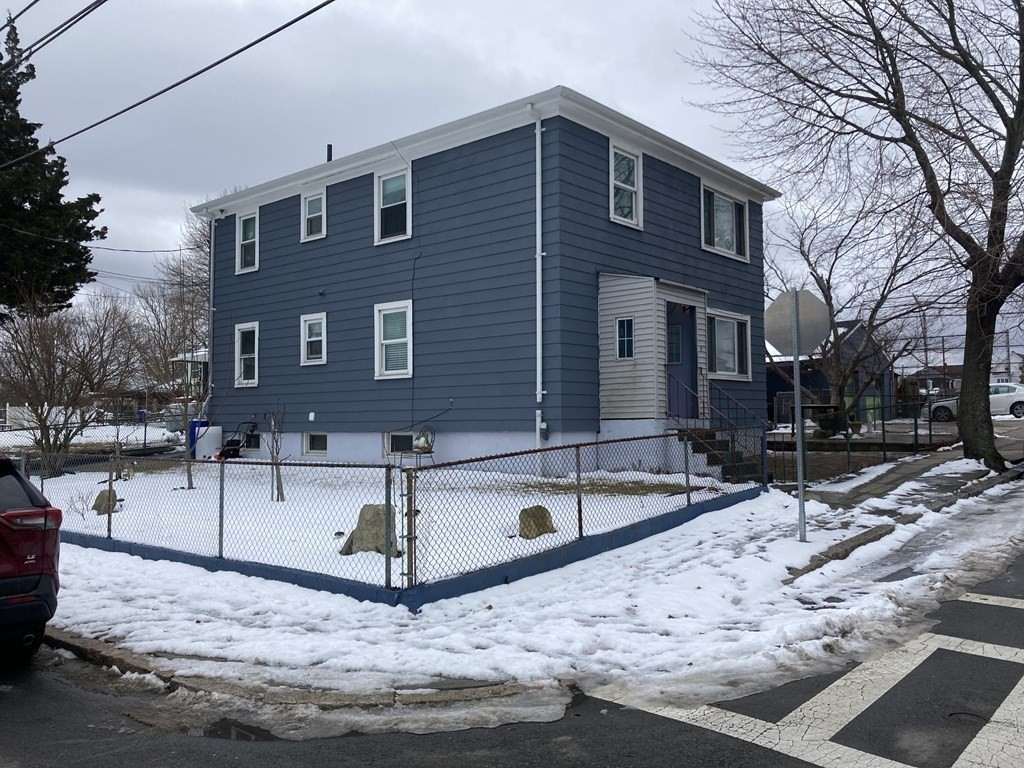 6 Pulaski Street Fall River, MA 02721 - Photo 2 of 27