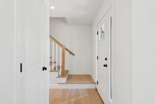 $899,000 | 77 Beech Ridge Road, Scarborough, ME 04074