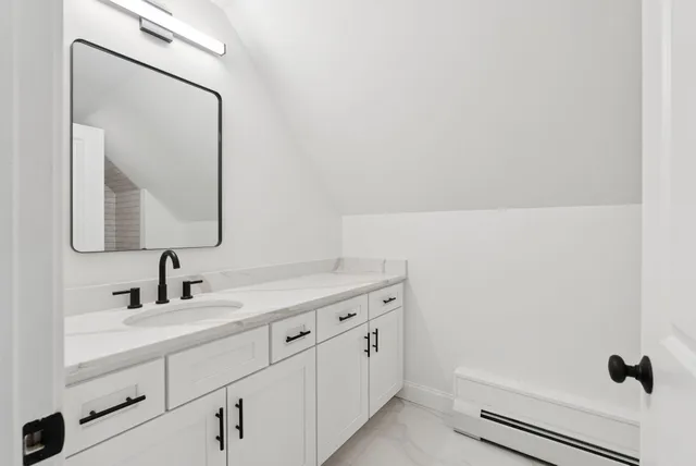 $899,000 | 77 Beech Ridge Road, Scarborough, ME 04074