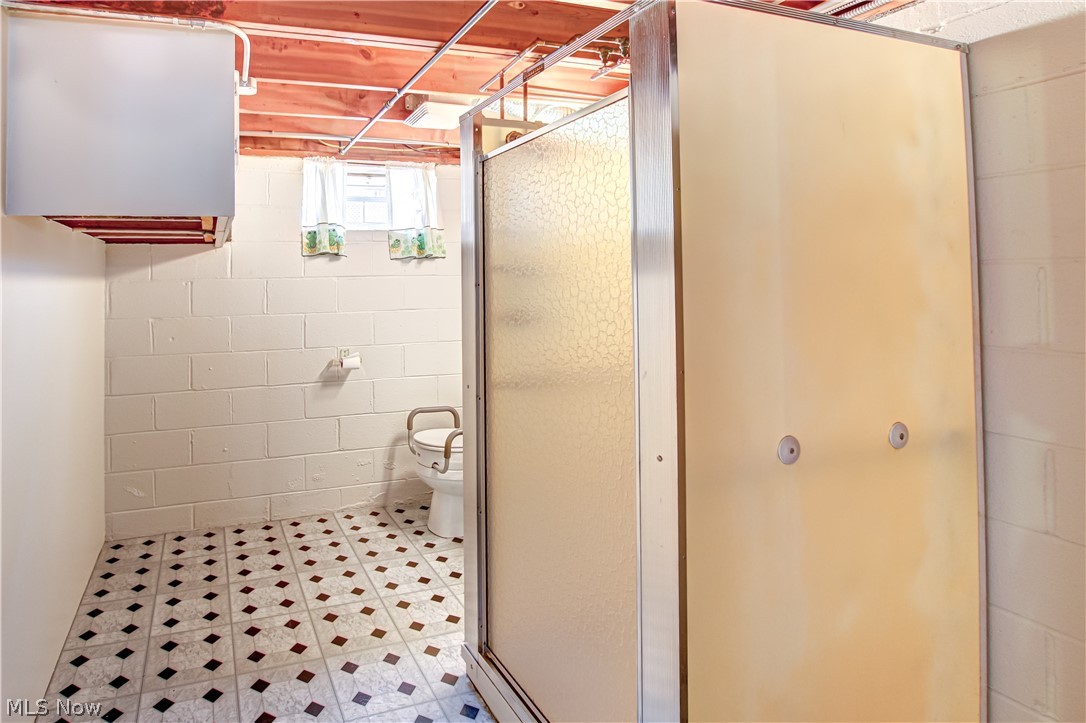 14398 Sheldon Road Cleveland, OH 44142 - Photo 15 of 22 Gallery Image 15