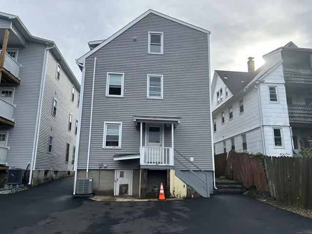 $4,356 | 109 Churchill Street, Fairfield, CT 06824