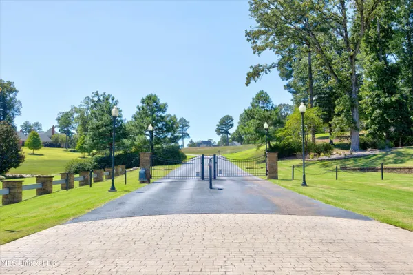 $135,000 | 7 Plank Road, Hernando, MS 38632