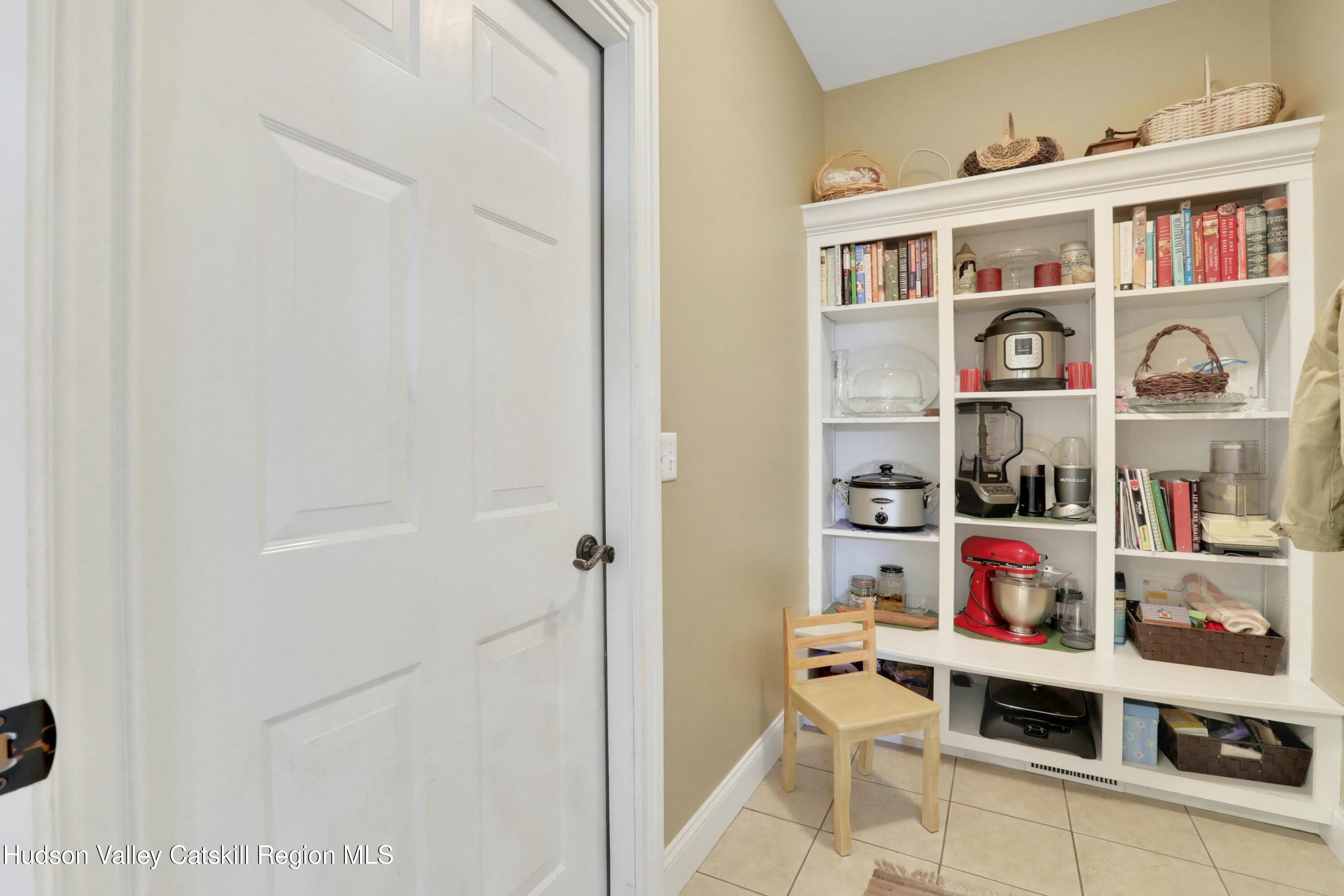 3 Pond Ridge Road Milton, NY 12547 - Photo 13 of 34 tempImageOjVMIG