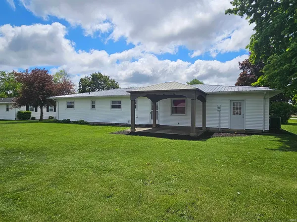 $220,000 | 410 West Washington Street, Monroe, IN 46772