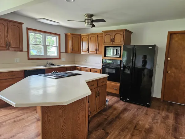 $220,000 | 410 West Washington Street, Monroe, IN 46772