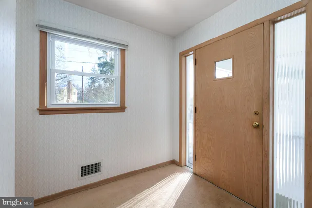 $4,250 | 70 Braeburn Drive, Princeton, NJ 08540